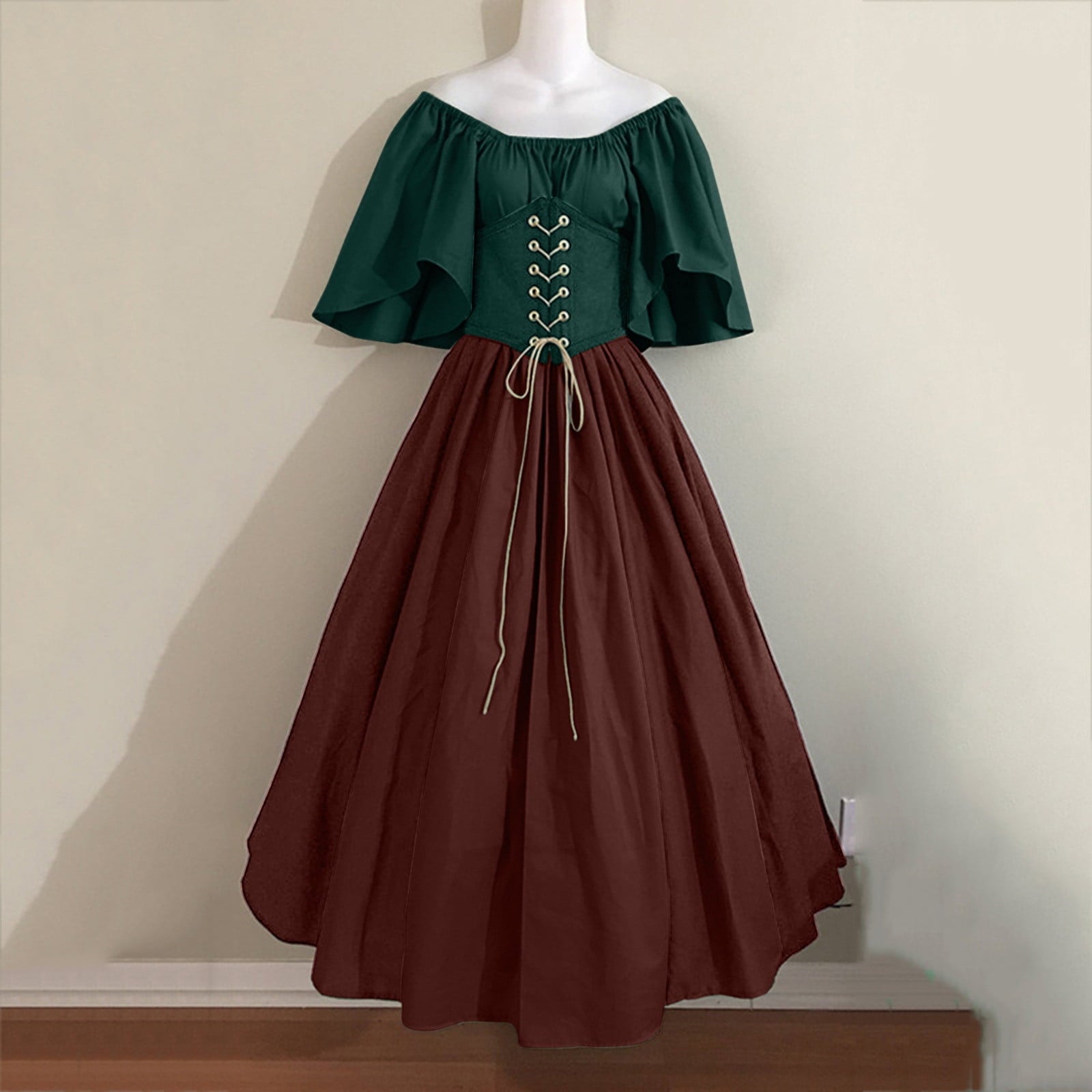 Women's Plus Size Renaissance Faire Dresses - Medieval Irish Traditional Corset Gown with Ruffle Overlay for Retro Cosplay